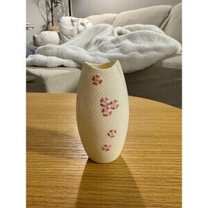 Belleek Small Pink Flowers Shamrocks Vase 5 1/4 Inches 7th Mark Gold Tone